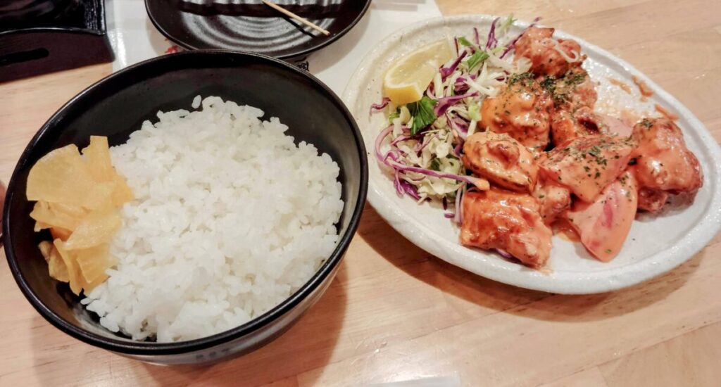 吉鳥 俊徳道駅 白ご飯と鶏マヨ