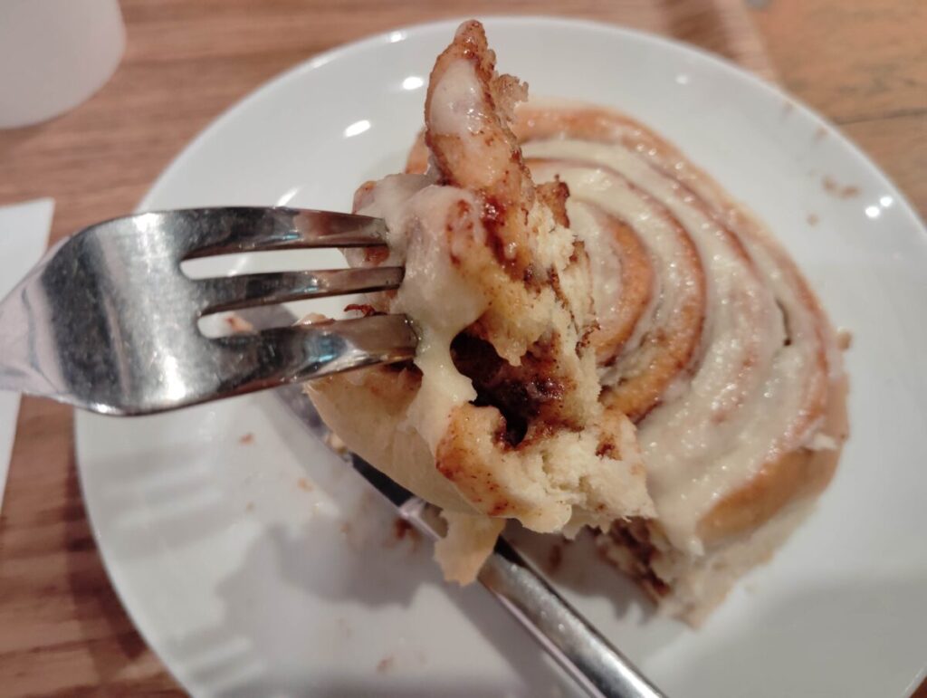 シナボン・シアトルズベストコーヒーなんばCITY店